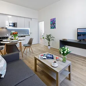 4* Lägenhetshotell Downtown Jugoslavska